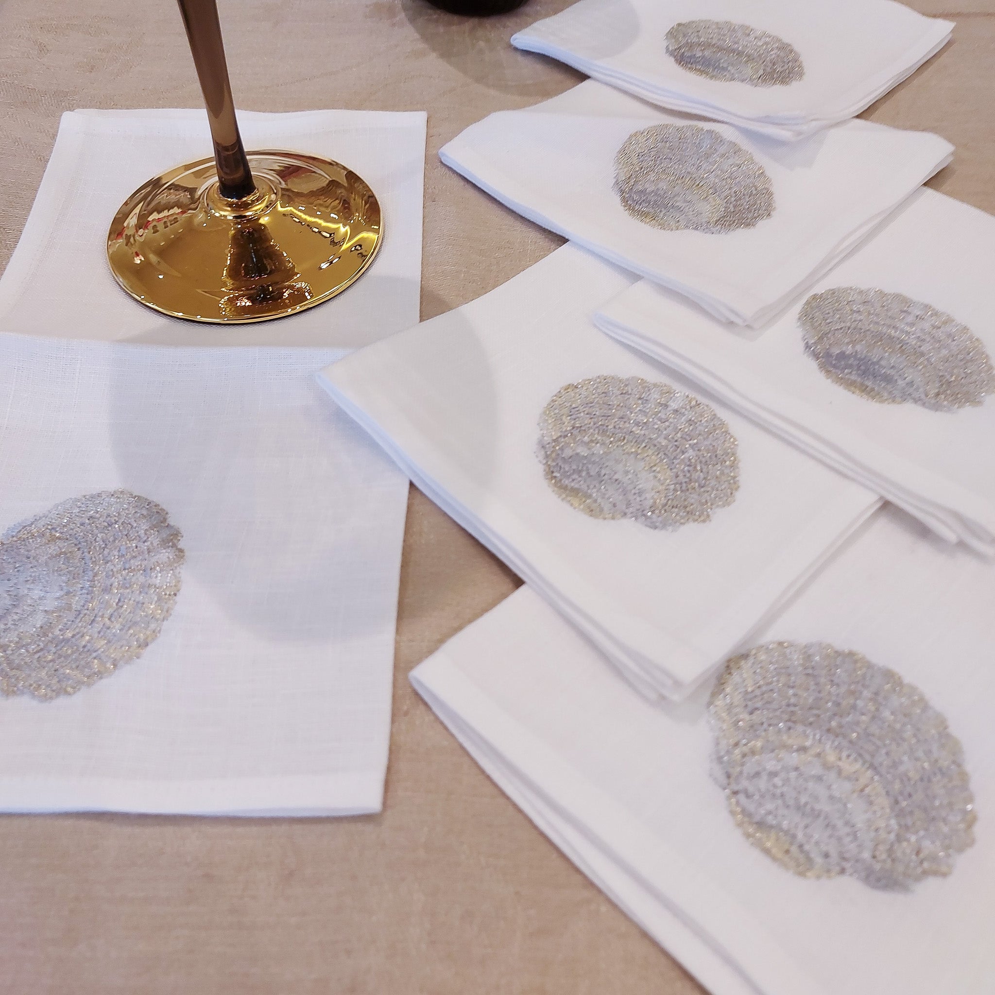 "SHELL" Cocktail napkins