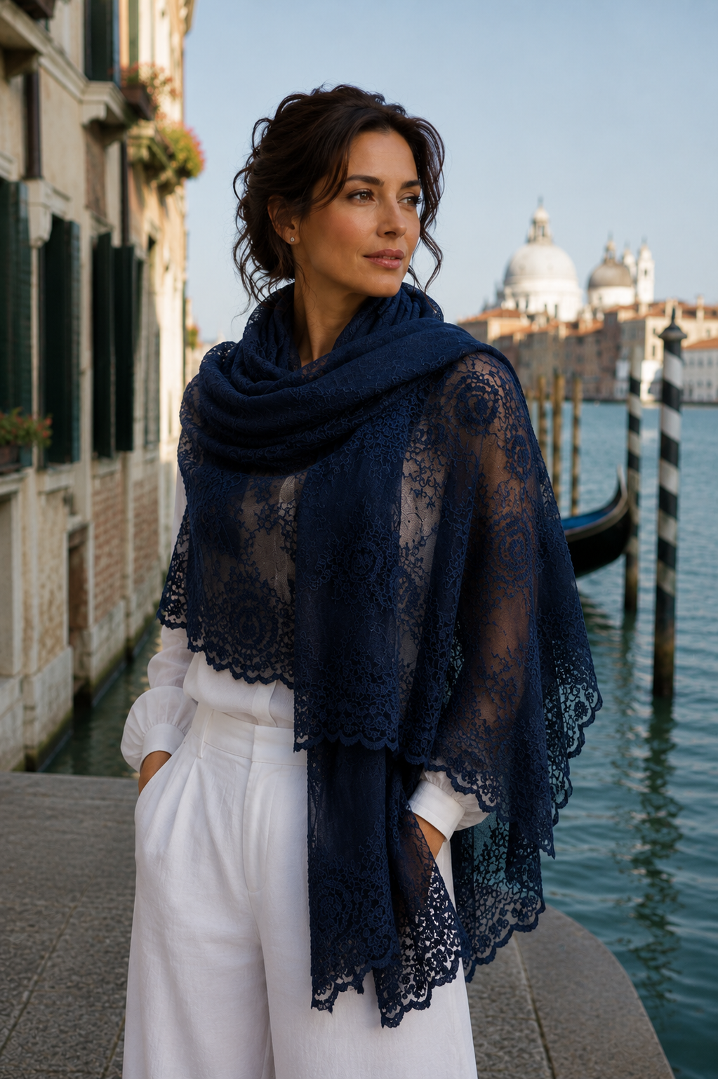 "CORINNE" lace and linen