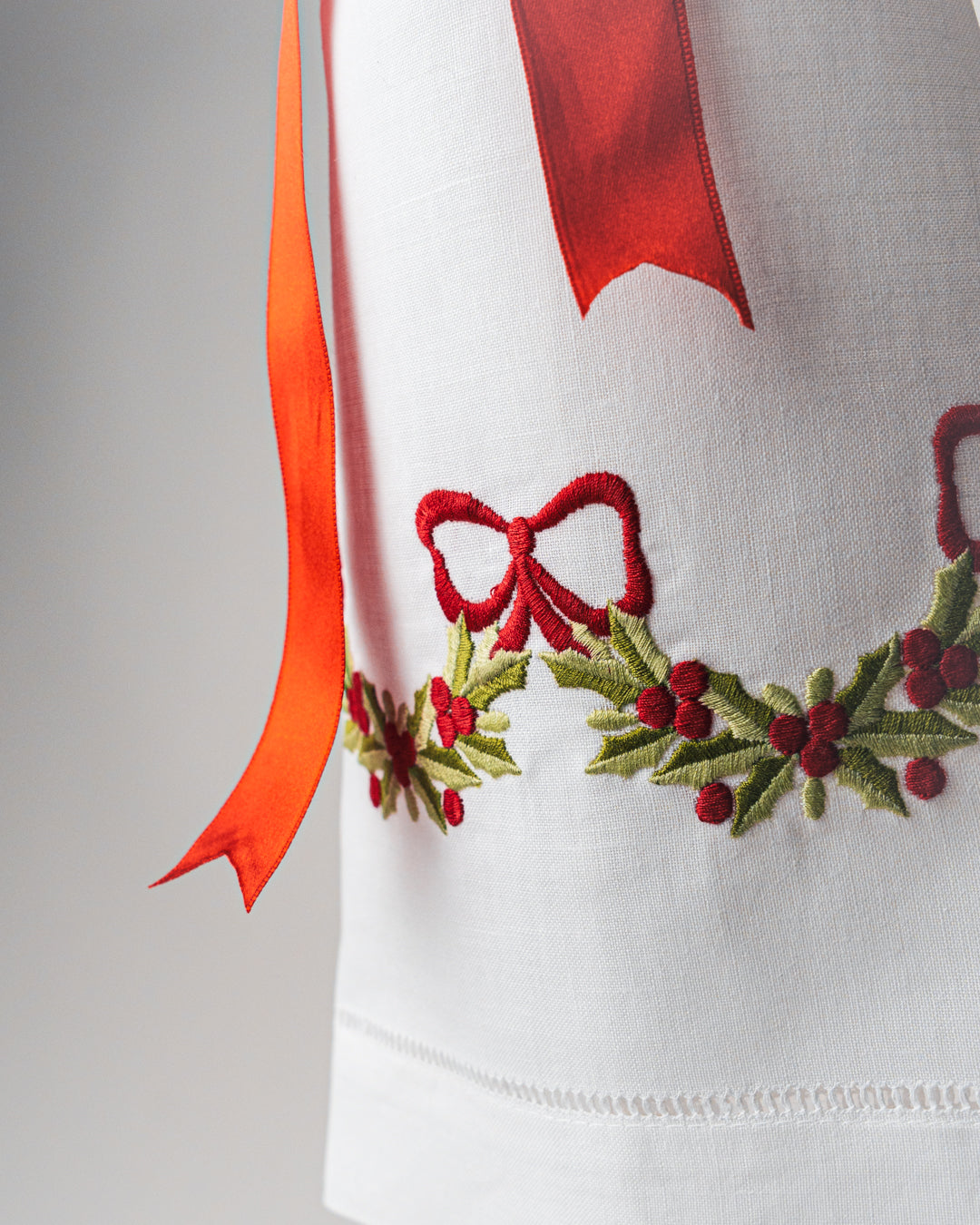 "GUEST TOWEL" HAPPY HOLIDAY