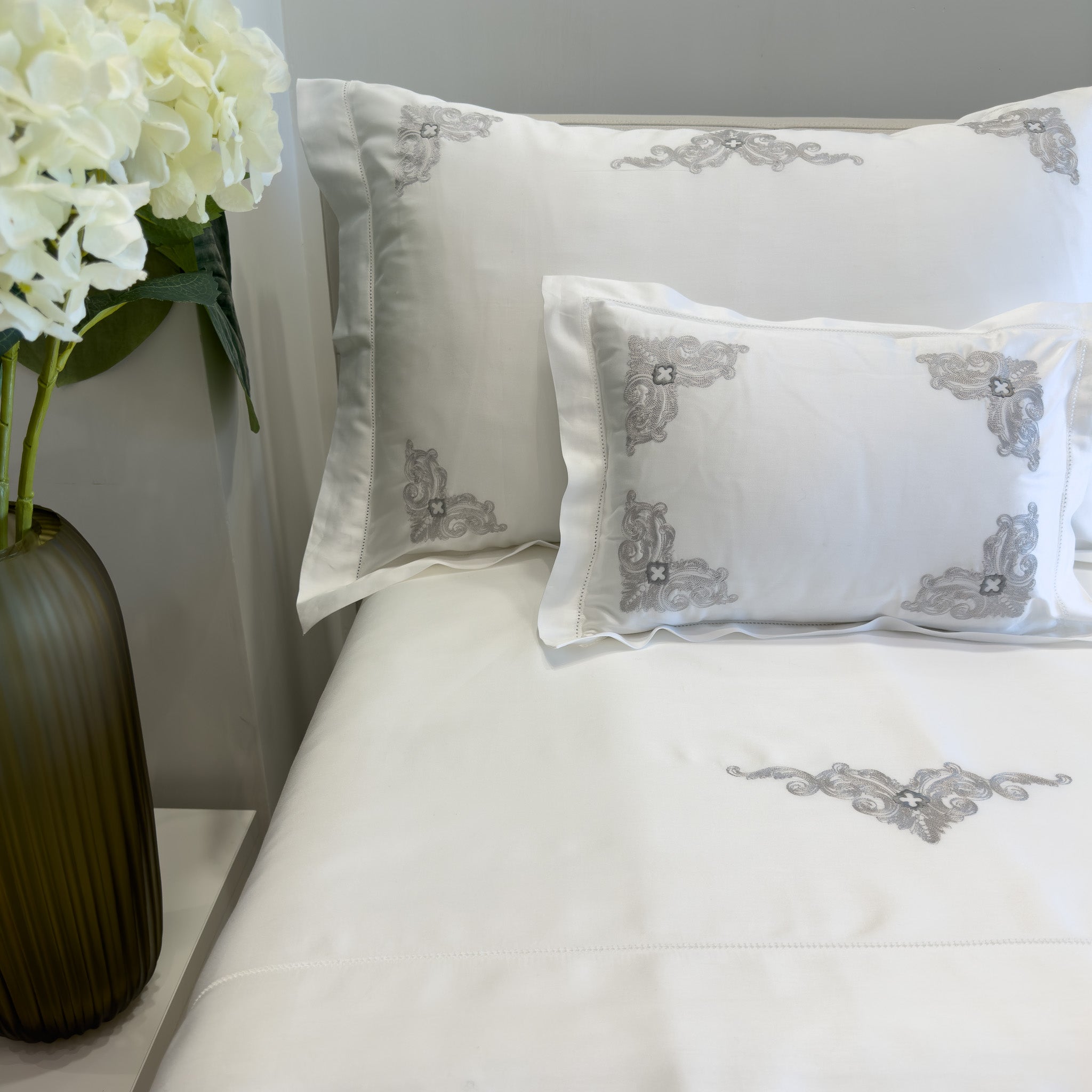 "ANGOLO FLOREALE" Collection