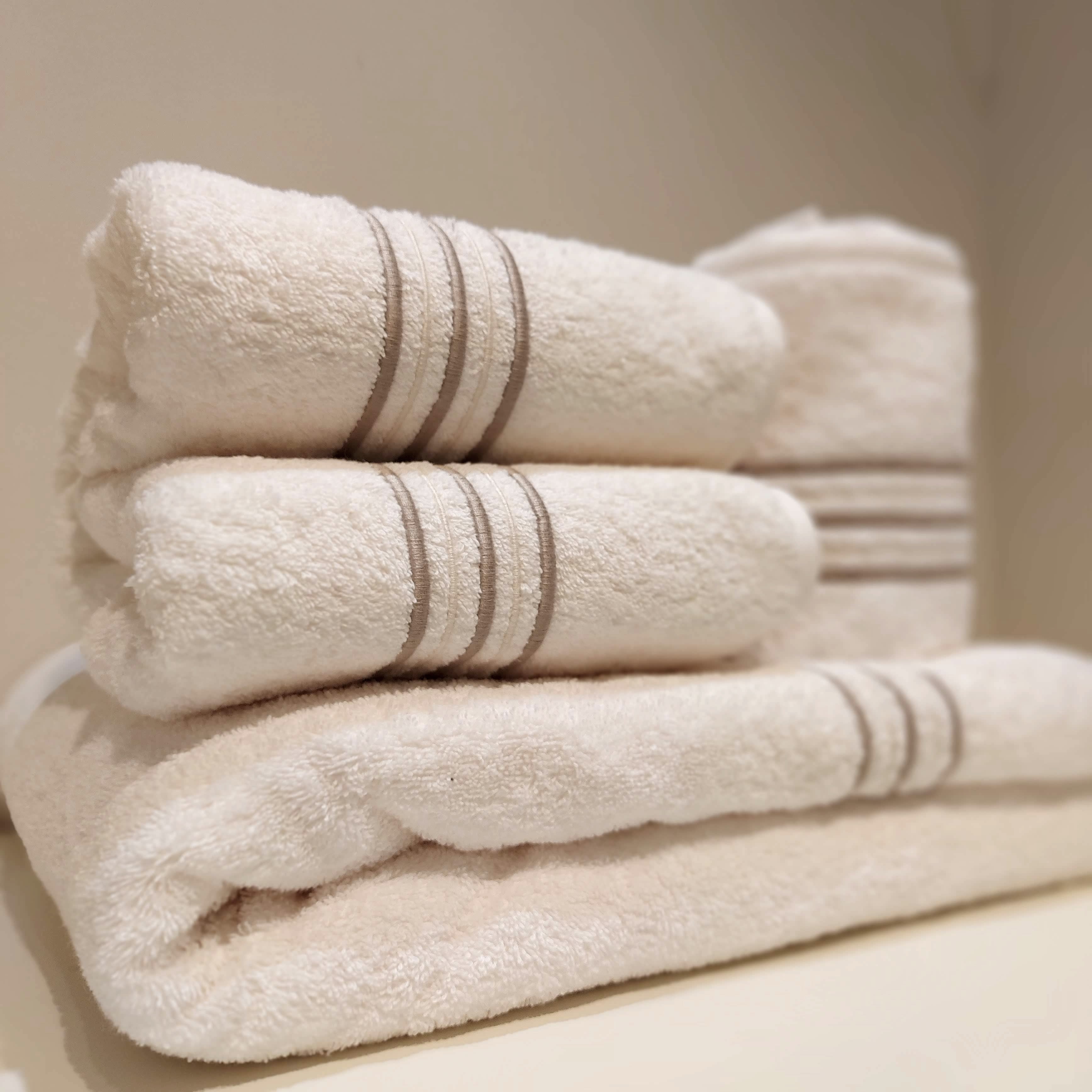 "BAGUETTE N. 5" TOWEL COLLECTION