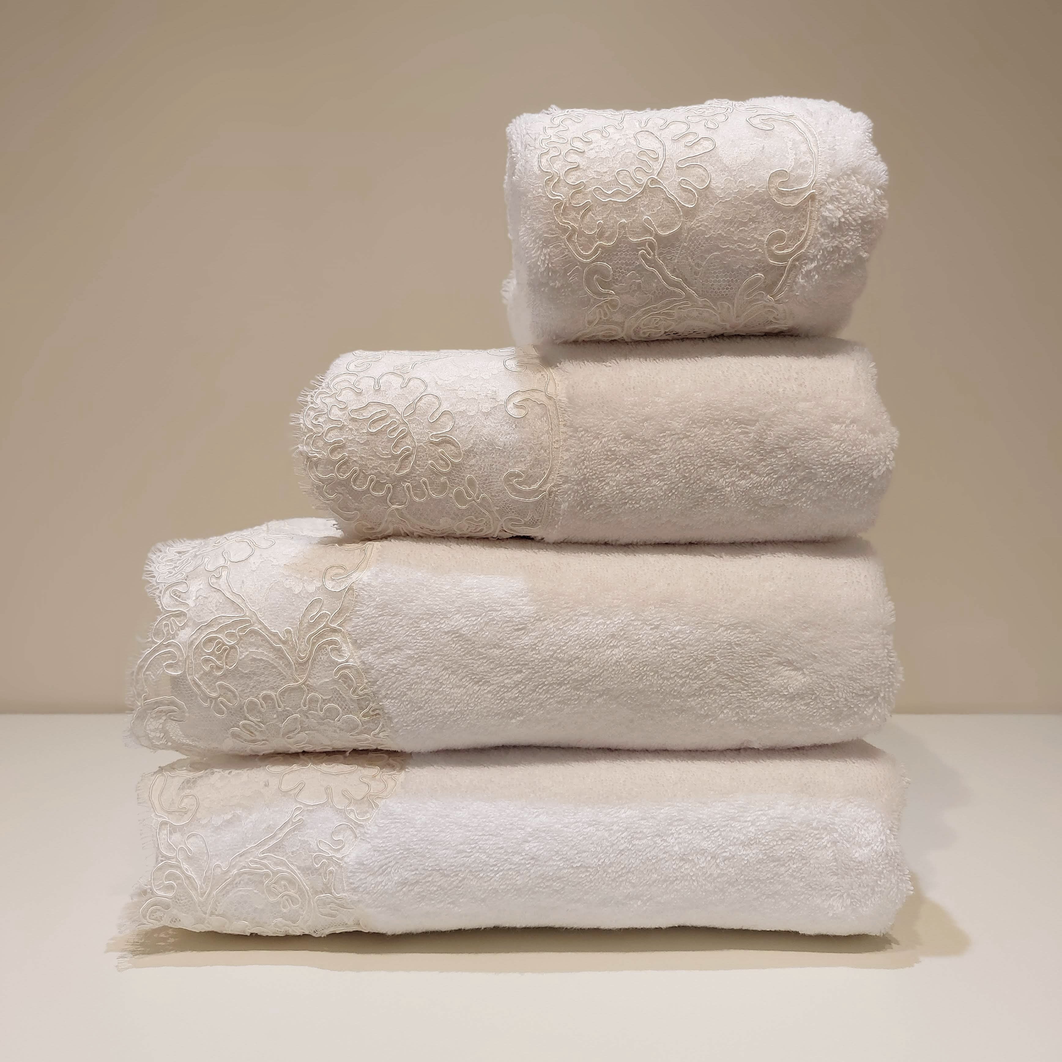 "DIVINA" TOWEL COLLECTION