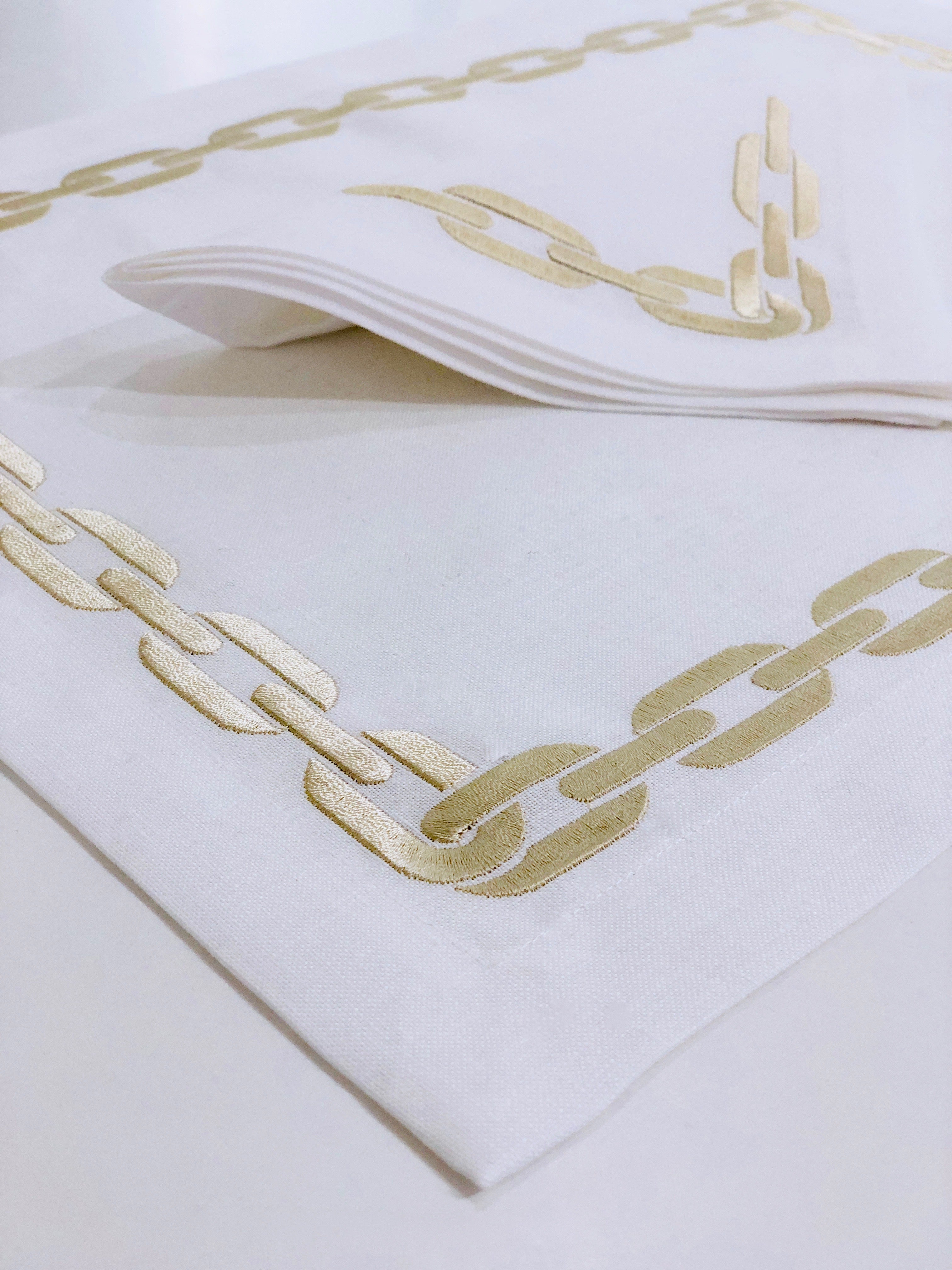 "CHAIN" collection
