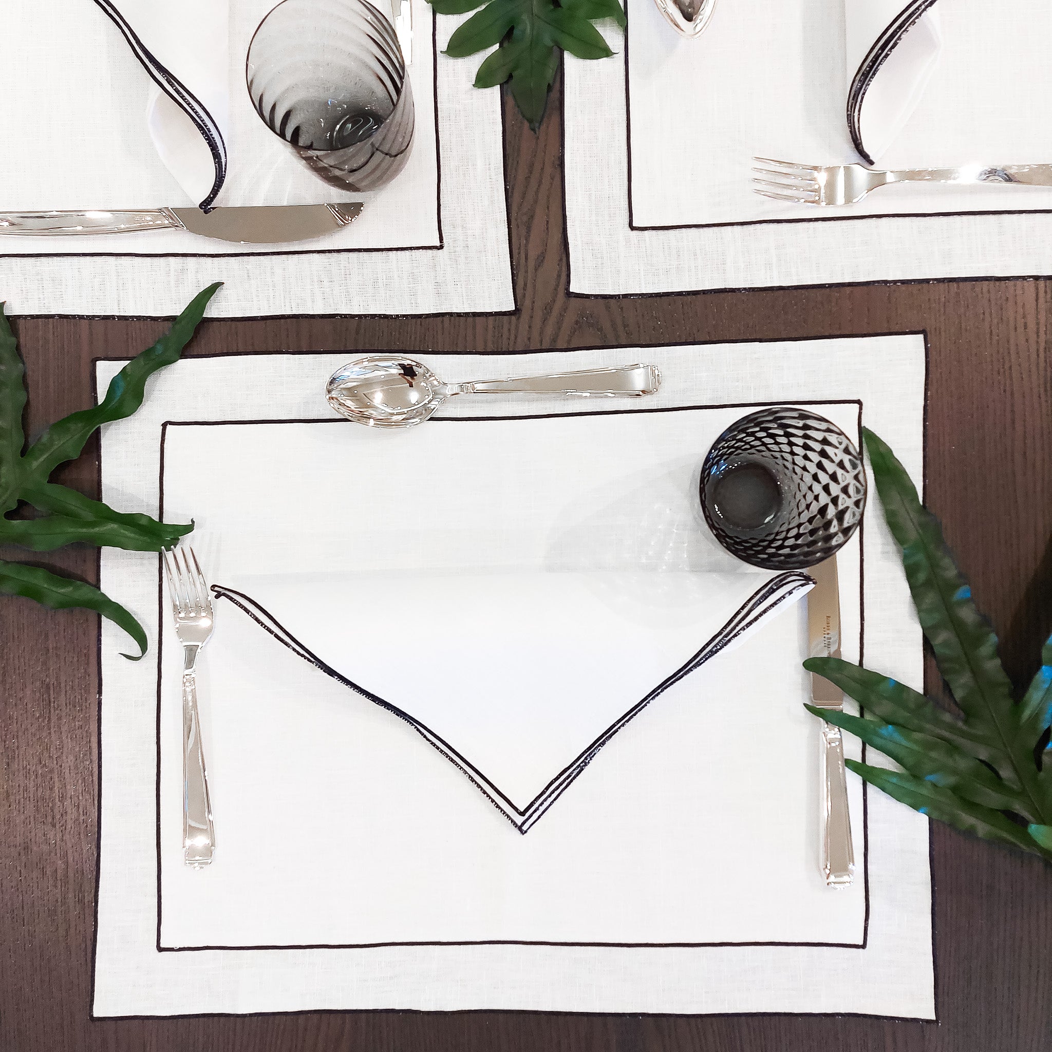 "DOUBLE PLAY" Tablecloth