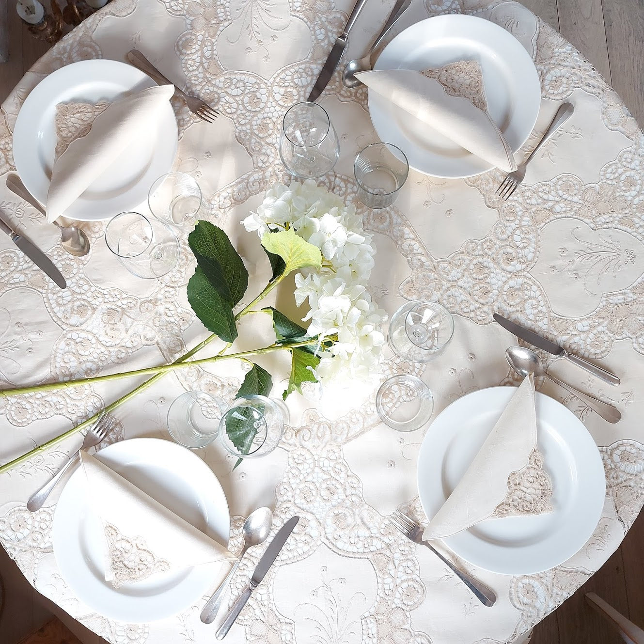 bramante-collection-handmade-linen-embroidery-burano-tombolo
