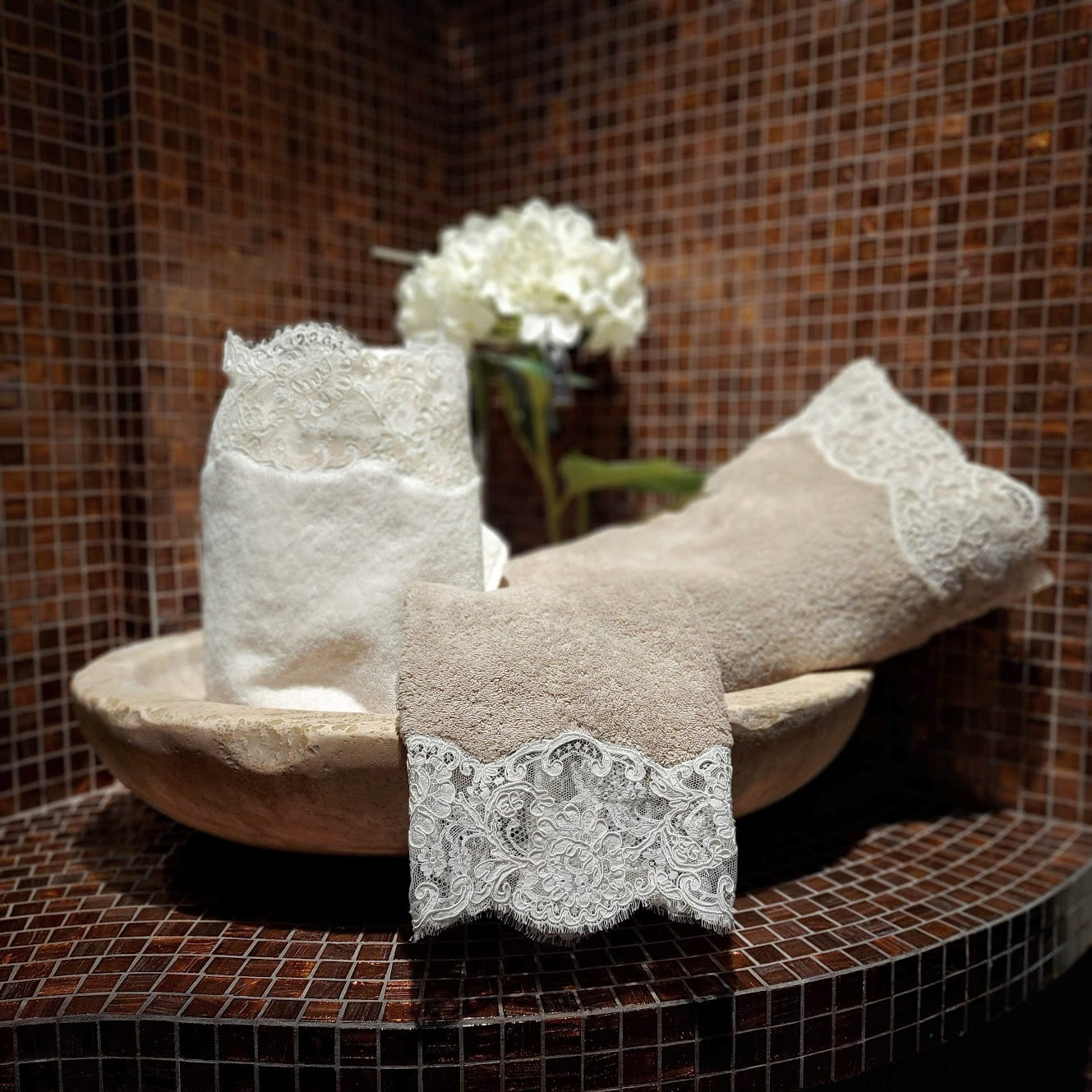 "DIVINA" TOWEL COLLECTION