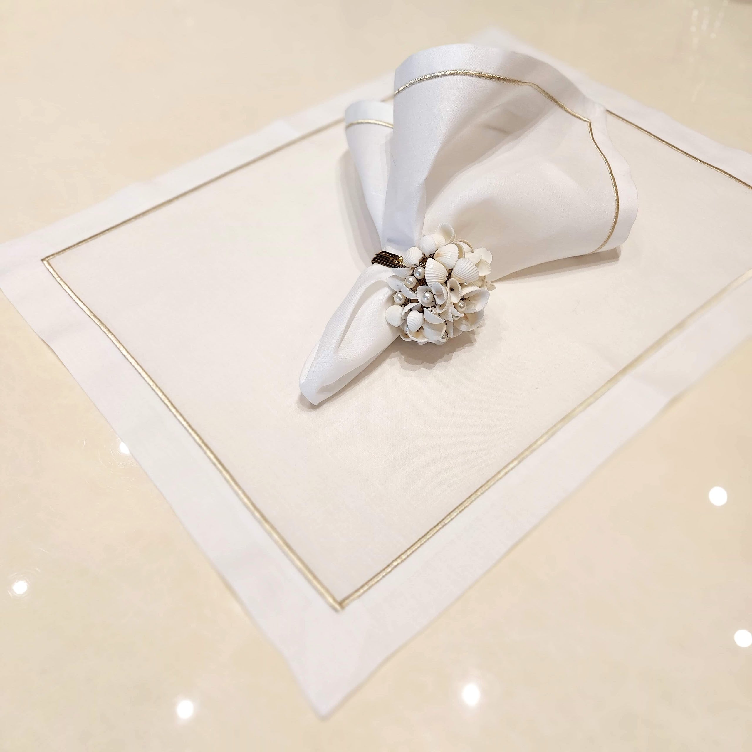 placemat-embroidery-custom-color