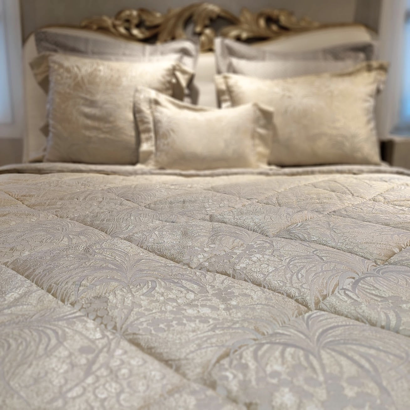 "ORIENT" SILK QUILT