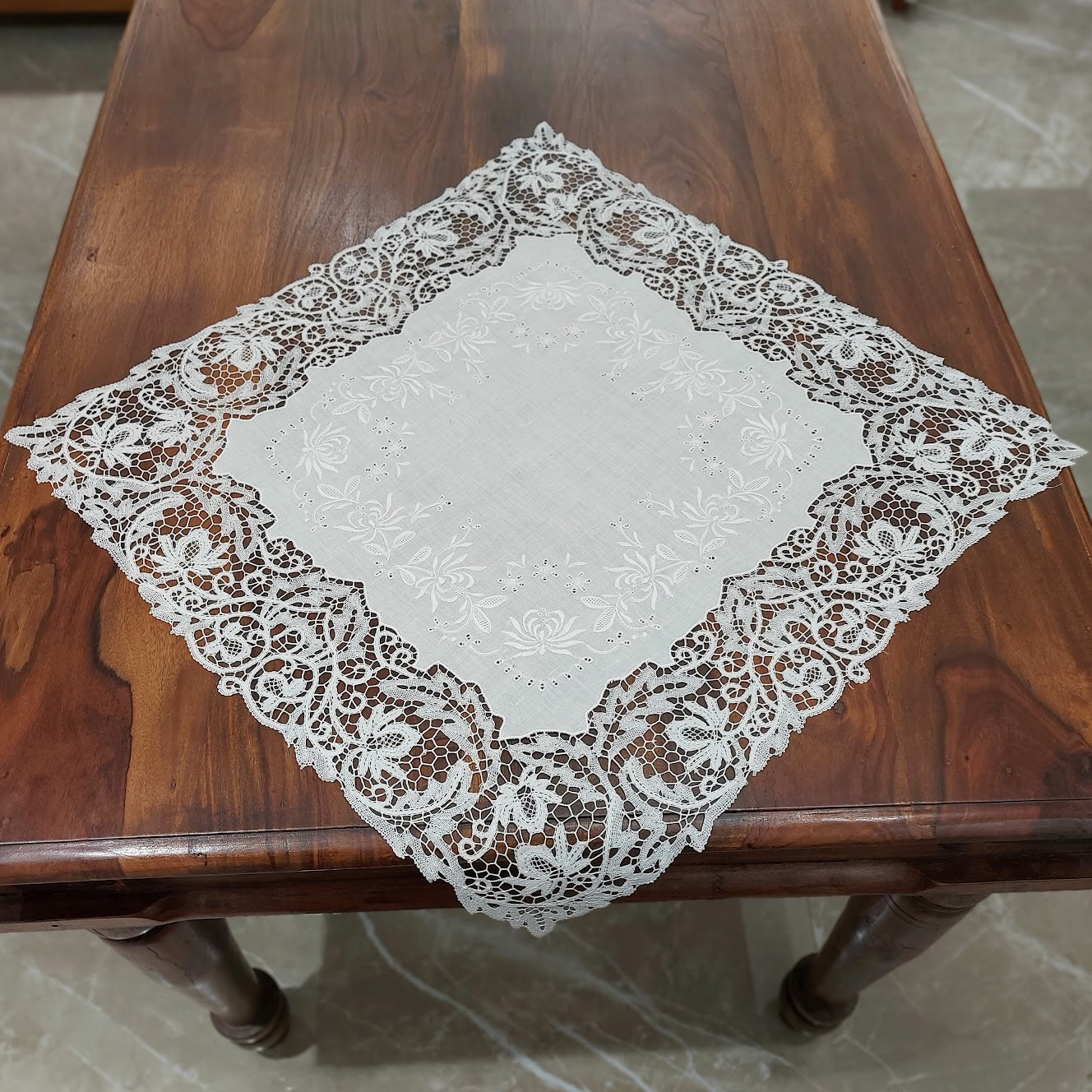 "BRAMANTE" Centerpiece