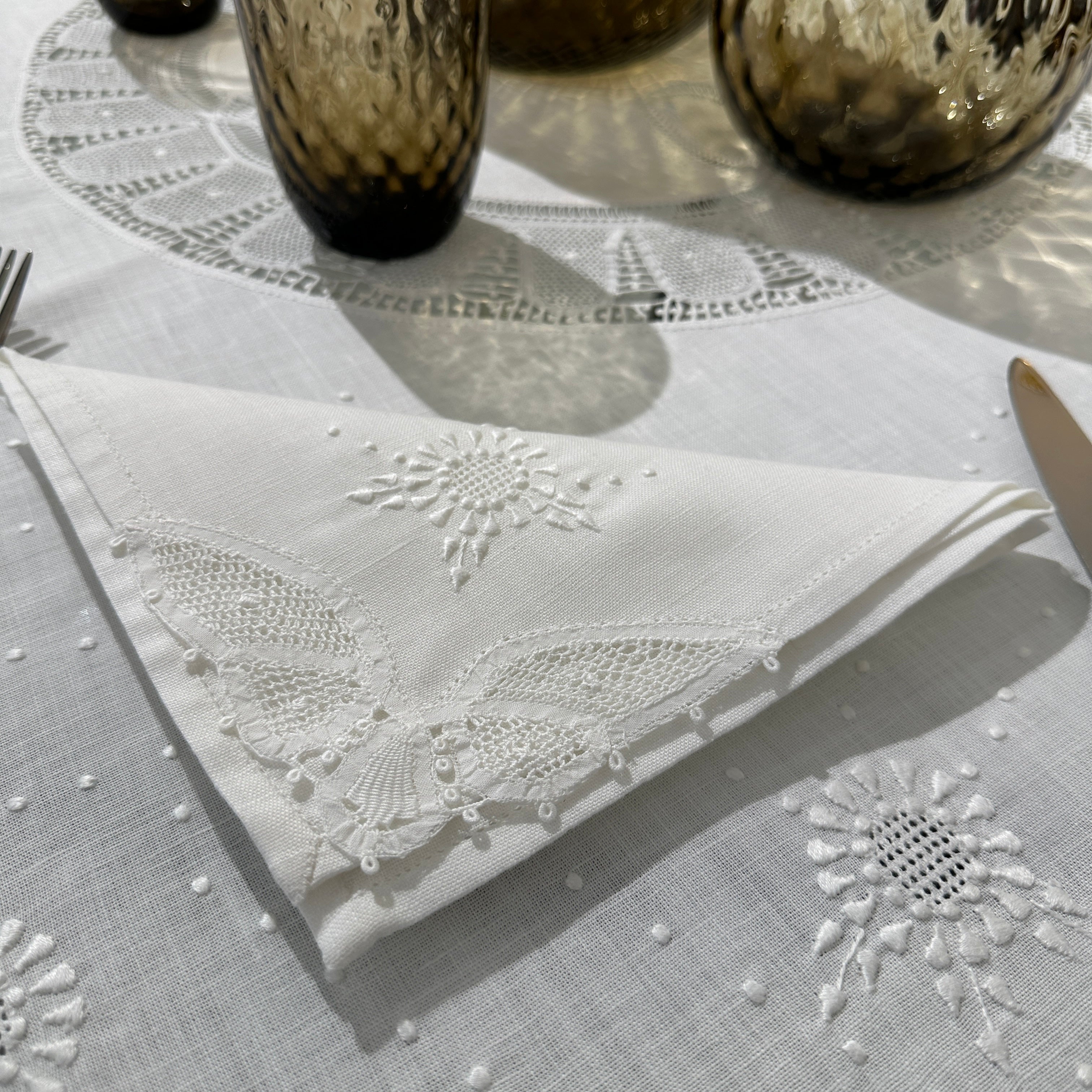 "FILIPPA" Lace tablecloth linen 100%