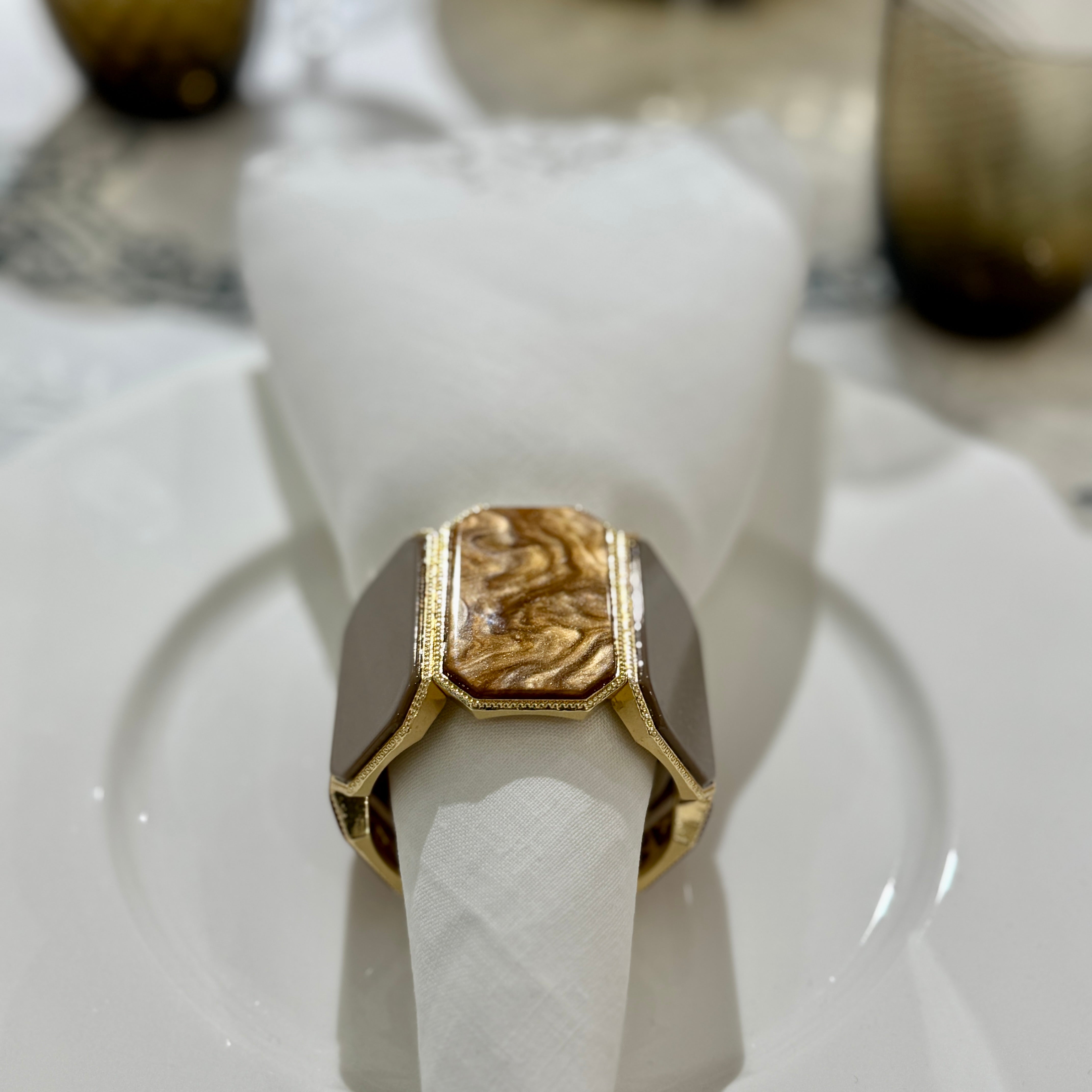 "OCTAGONE" napking ring