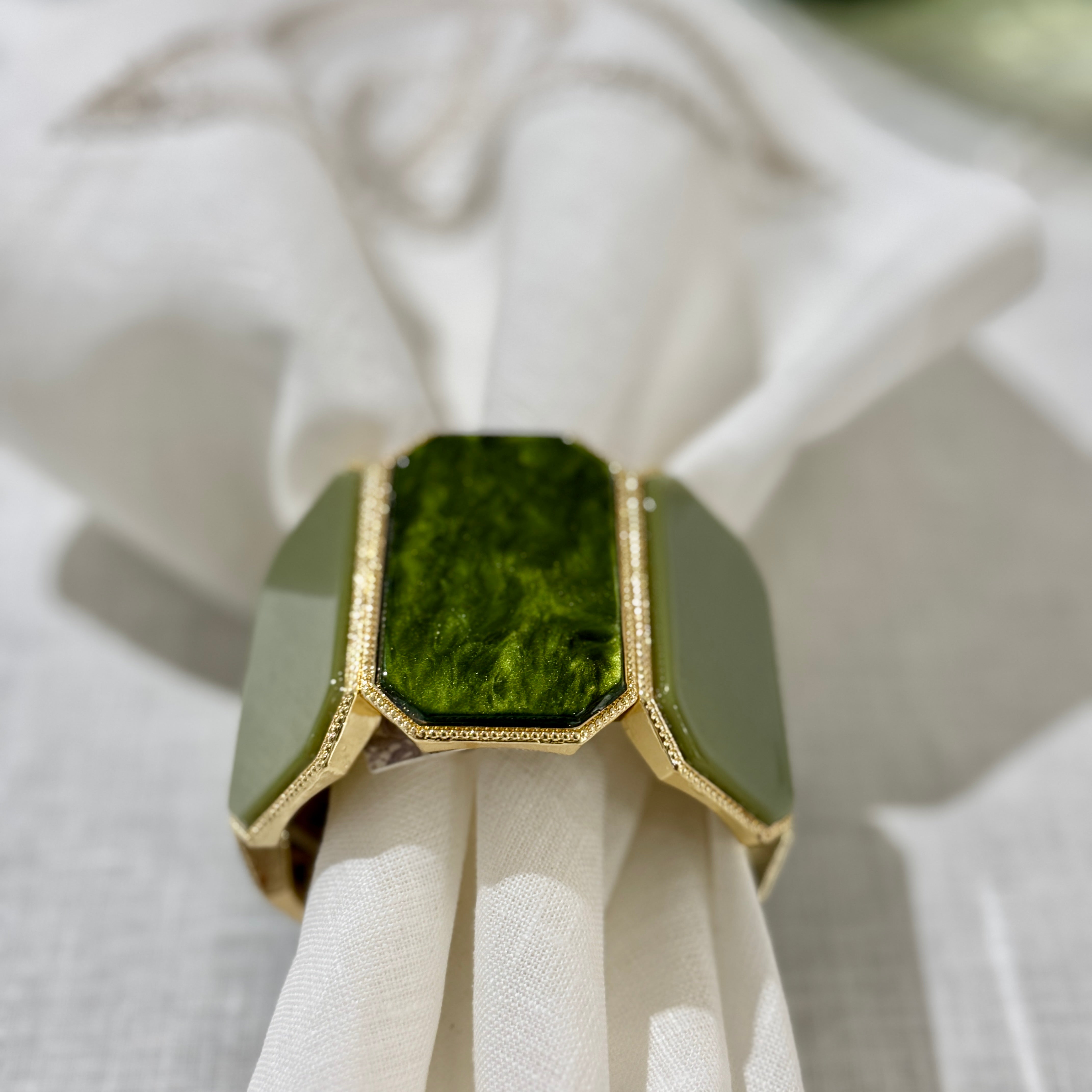 "OCTAGONE" napking ring