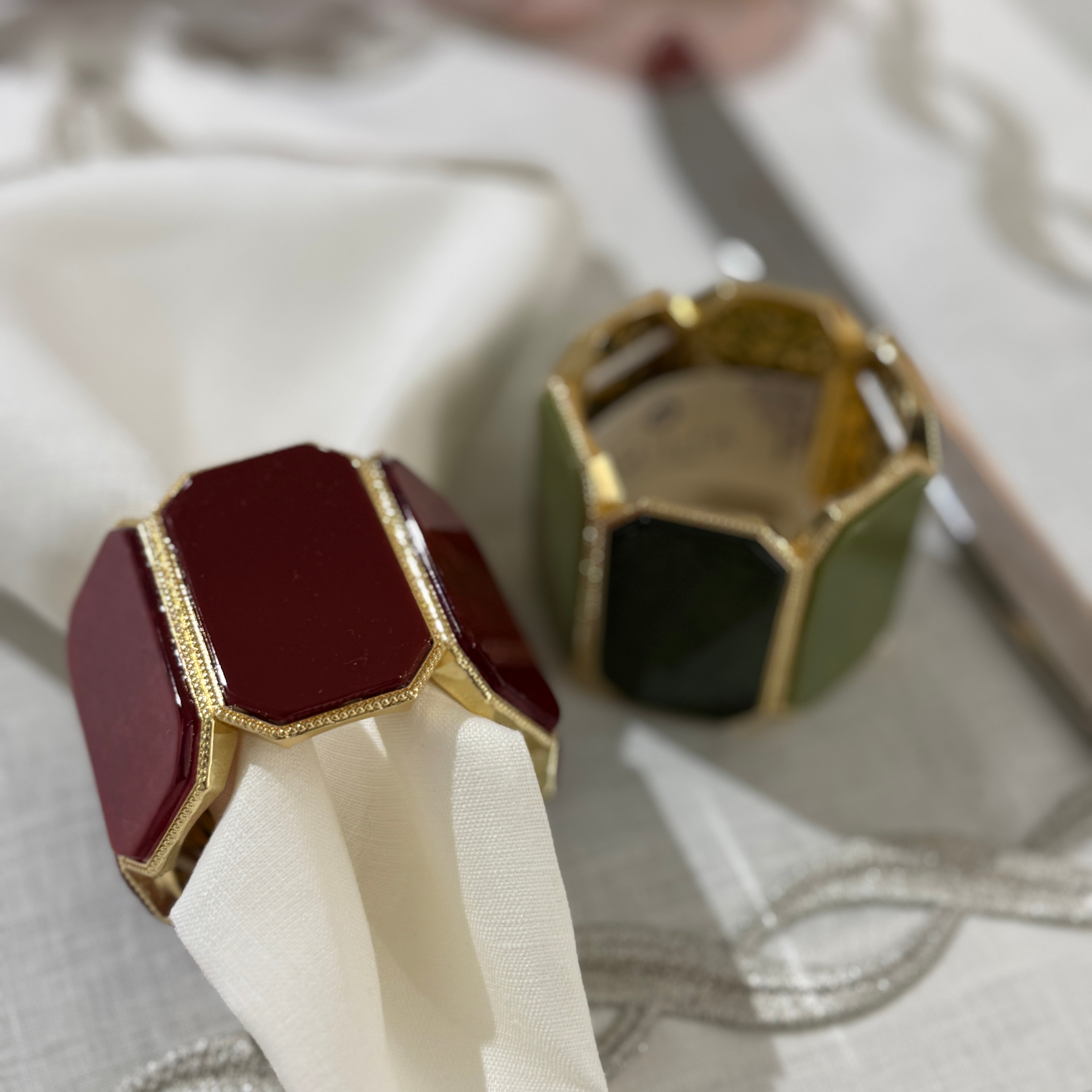 "OCTAGONE" napking ring