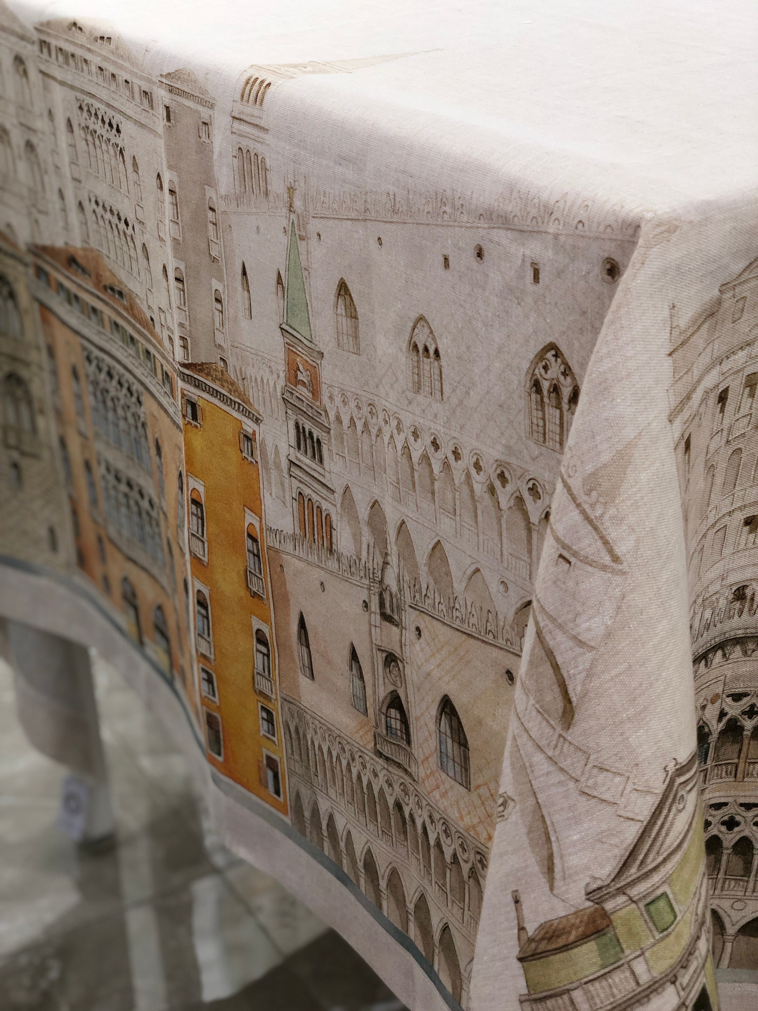 Venetian palace design linen tablecloth hand painted