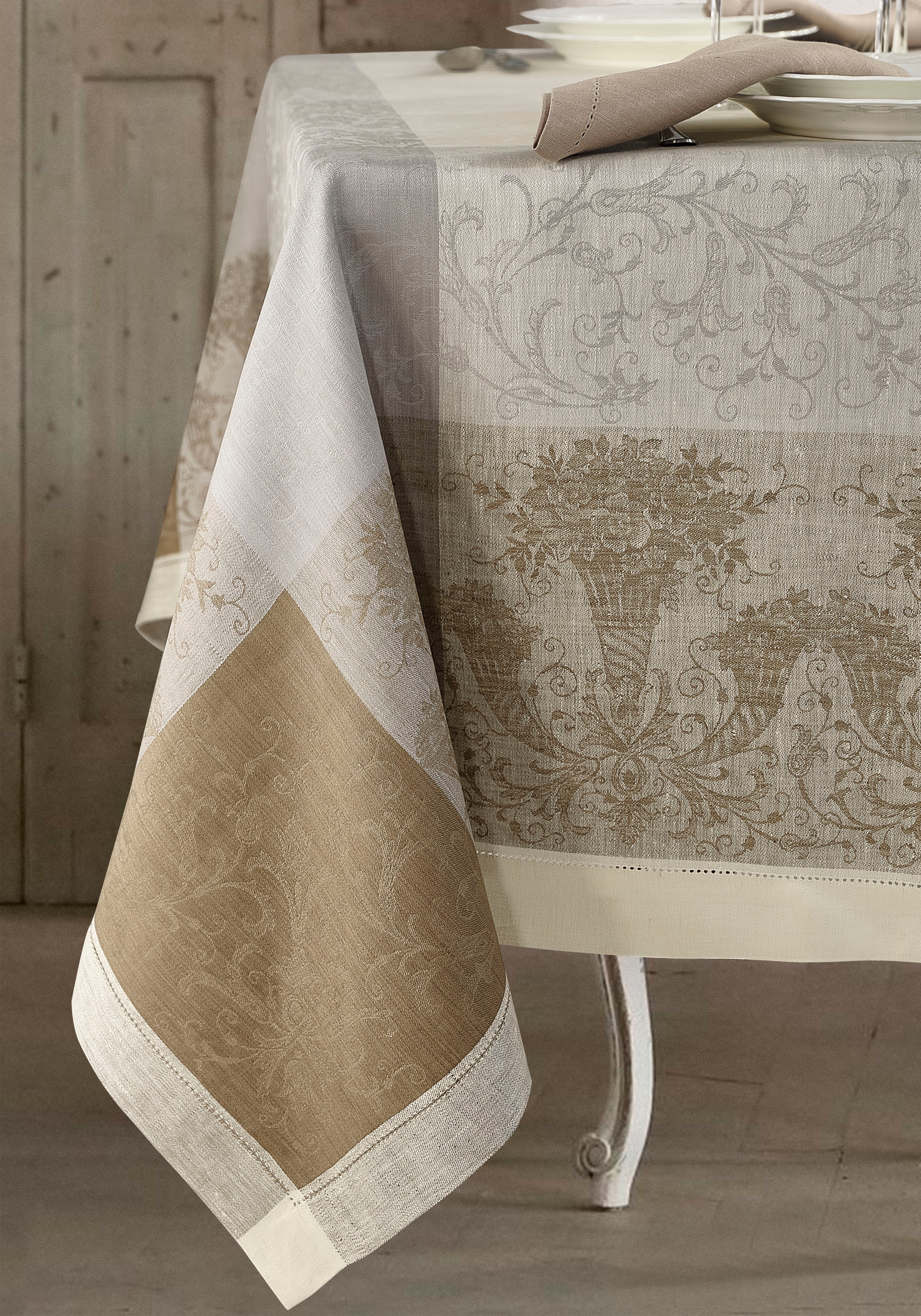 cornucopia-jacquard-collection-linen-tablecloth