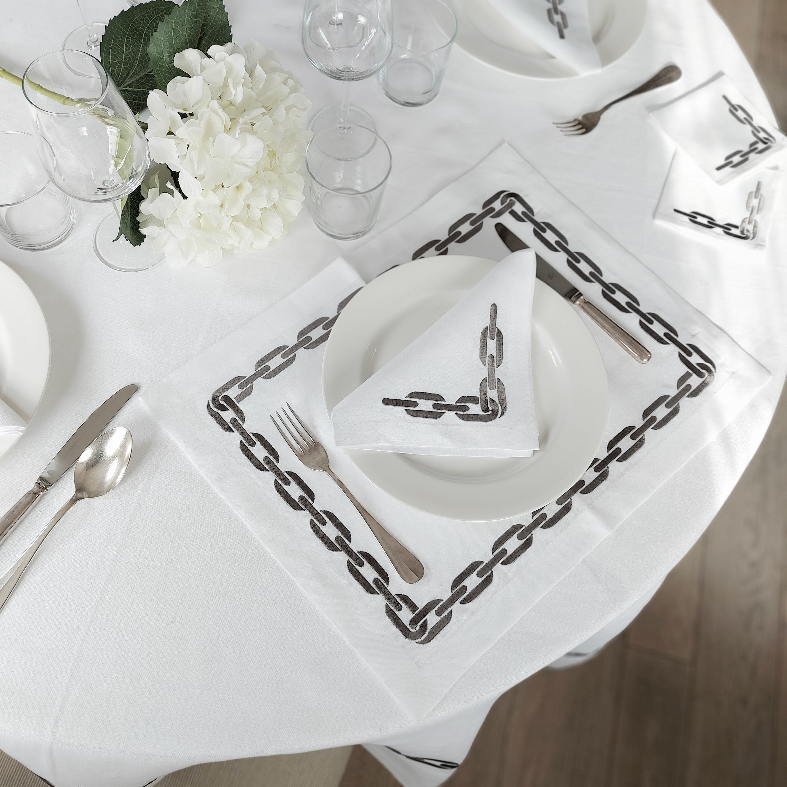 The Grey Chain Tablecloth